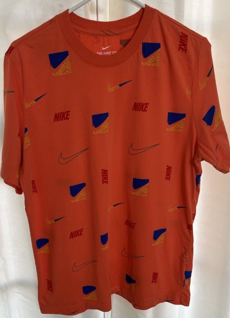 The Nike Tee Shirt Printed Large Orange Short Sleeve 100% Cotton Crew Neck